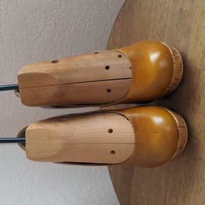 Restricted camel color size 7 high heel pumps.